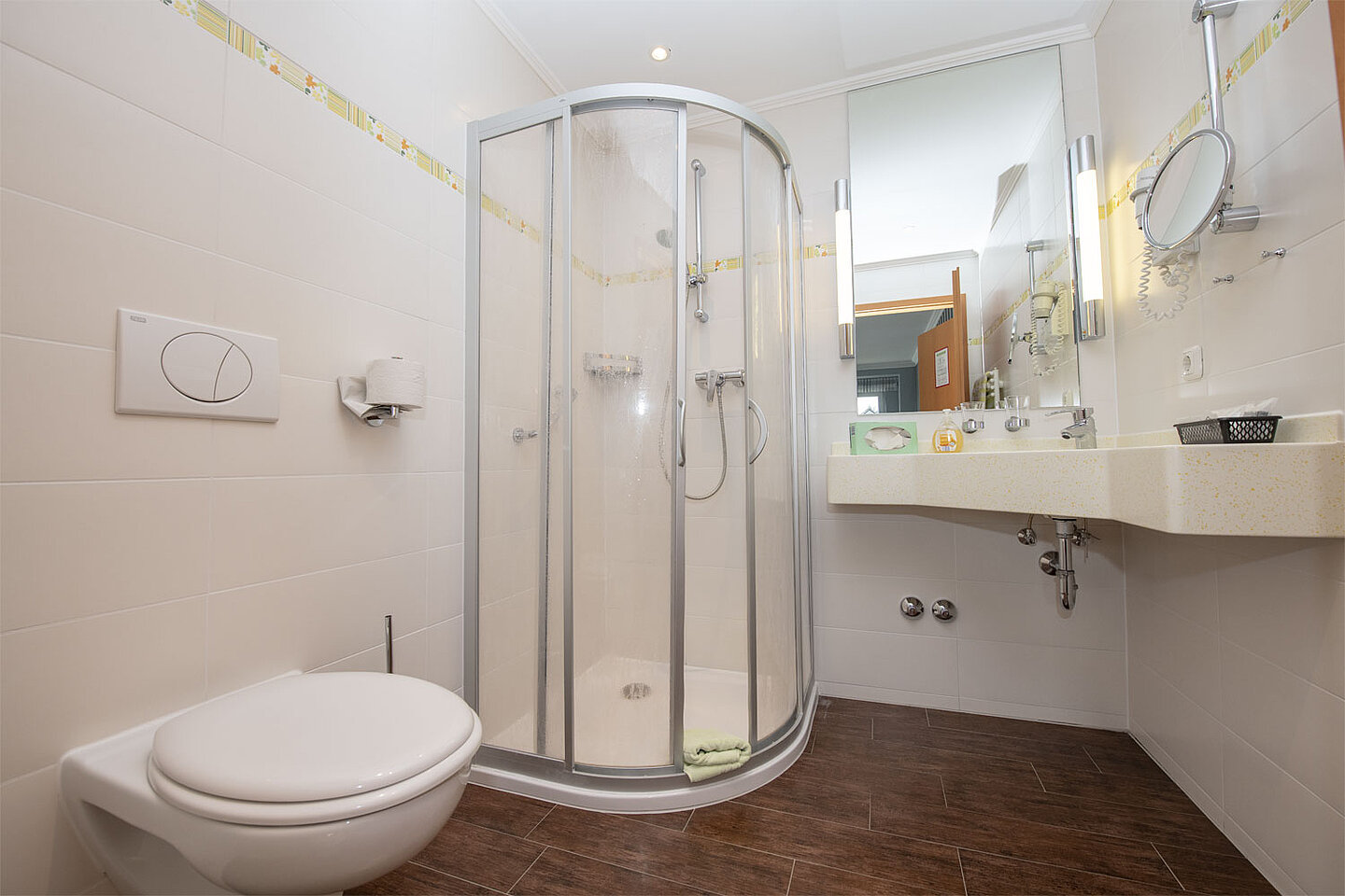 Zimmer-Neumuehle-Bad_3